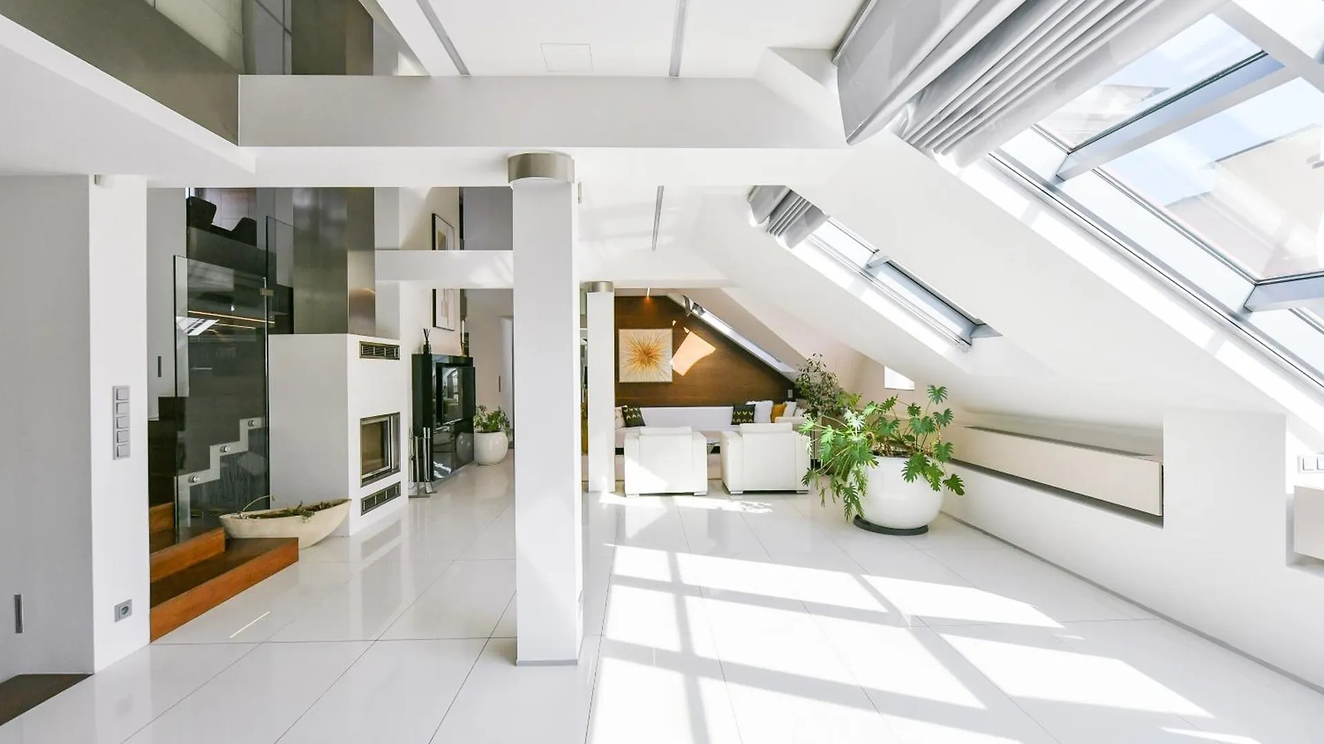 Presidential Penthouse, 303M2, Jacuzzi On Terrace, Sauna, 6Bdrm, 4Bthrm, Ac, Lift Praag